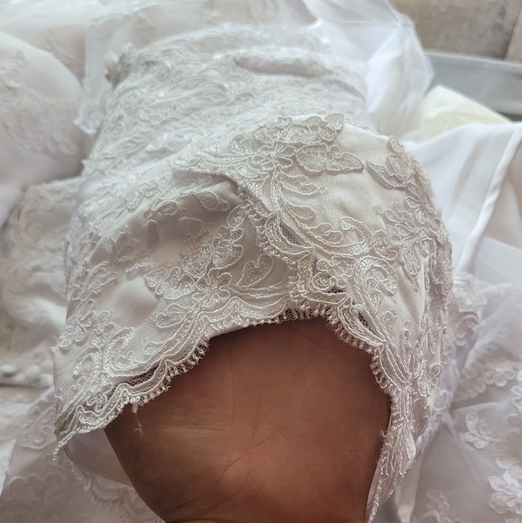 Flattering Summer Wedding Dress - Picture 7 of 10